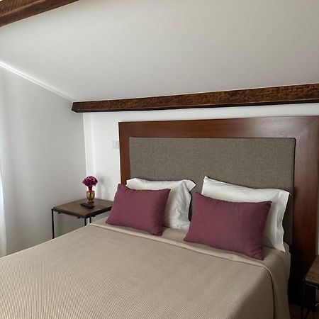 Guest House Mj 波瓦－迪瓦尔津 外观 照片